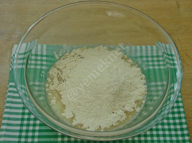 Tavada Poğaça - Yapılışı (4/16) 