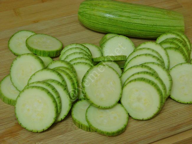 Yoğurtlu Kabak Kızartması - Yapılışı (2/12) 