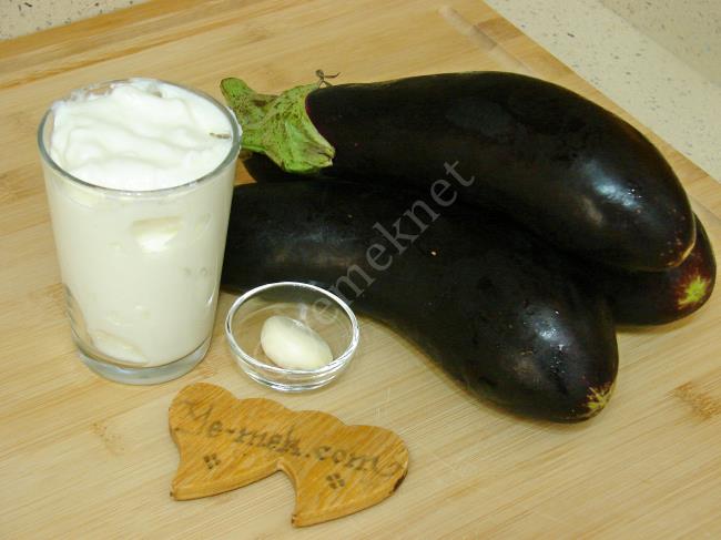 Yoğurtlu Patlıcan Kızartması - Yapılışı (1/12) 