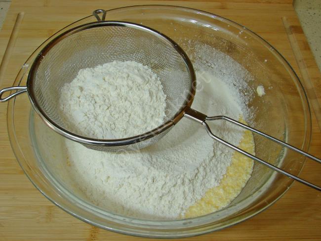 Kirazlı Kek - Yapılışı (5/16) 