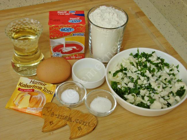 Mayasız Kremalı Poğaça - Yapılışı (1/12) 