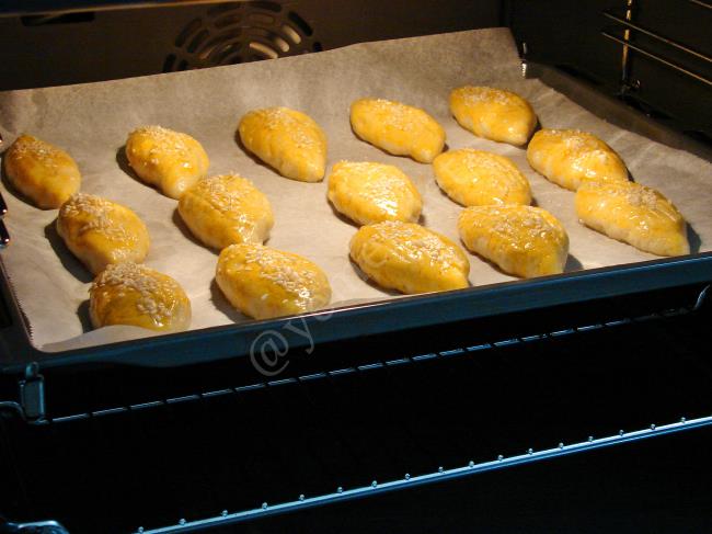 Mayasız Kremalı Poğaça - Yapılışı (9/12) 