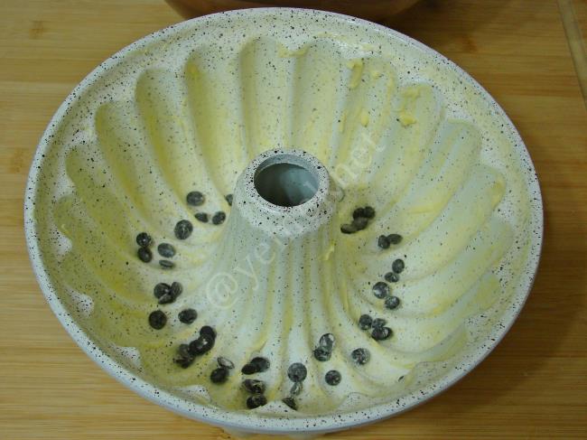 Sodalı Kakaolu Kek - Yapılışı (7/12) 