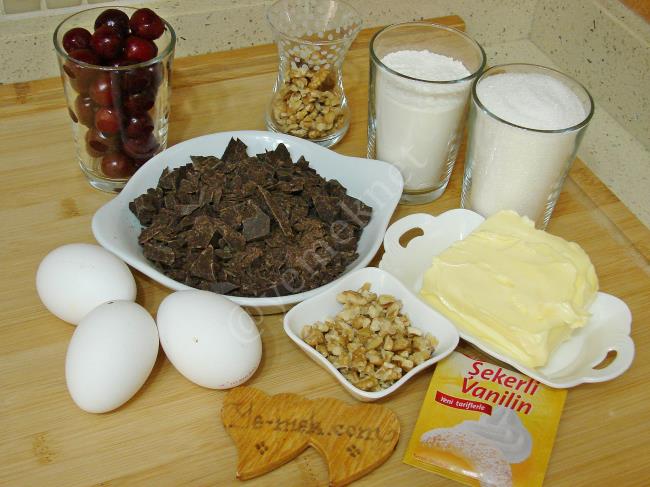 Vişneli Çikolatalı Brownie - Yapılışı (1/16) 