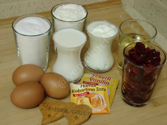 Vişneli Kek - Yapılışı (1/12) 