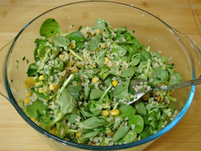 Bulgurlu Semizotu Salatası - Yapılışı (9/12) 
