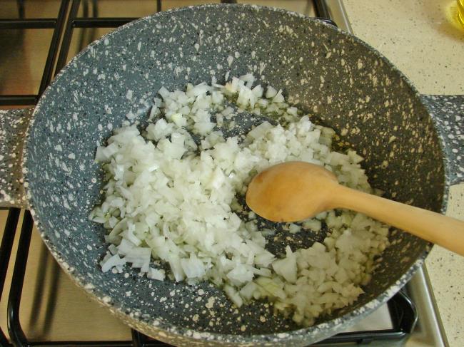 Pirinçli Domates Yemeği - Yapılışı (2/12) 