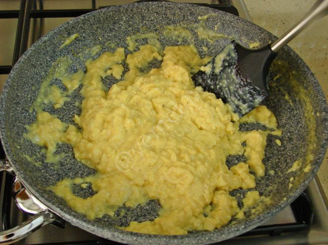 Sütlü Yumurta - Yapılışı (9/12) 