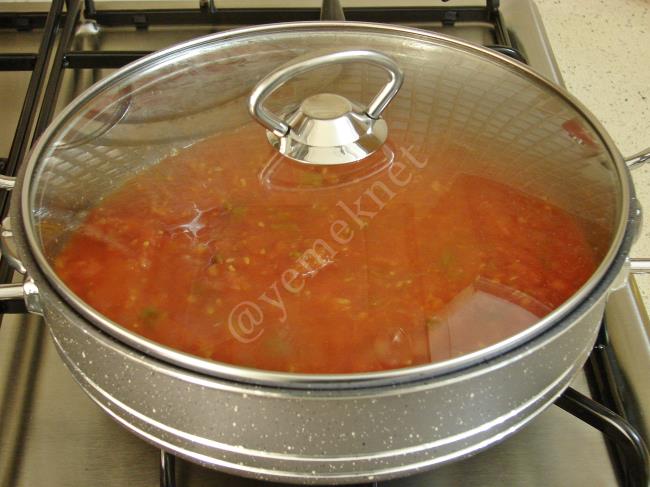 Domatesli Erişte - Yapılışı (5/12) 