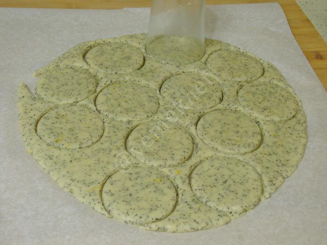 Limonlu Haşhaşlı Kurabiye - Yapılışı (7/16) 