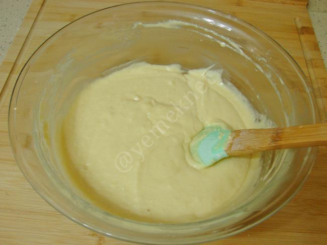 Şeftalili Kek - Yapılışı (5/12) 