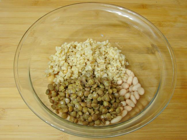 Bakliyat Salatası - Yapılışı (3/8) 