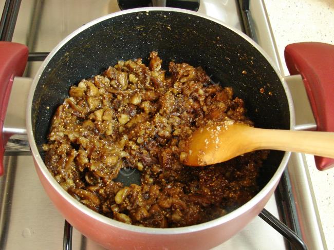 İncir Kurabiye - Yapılışı (3/12) 