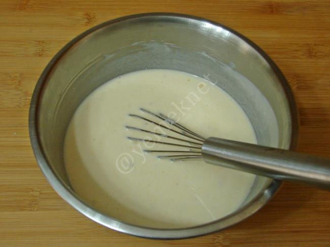 Kıymalı Erişte Çorbası - Yapılışı (8/12) 