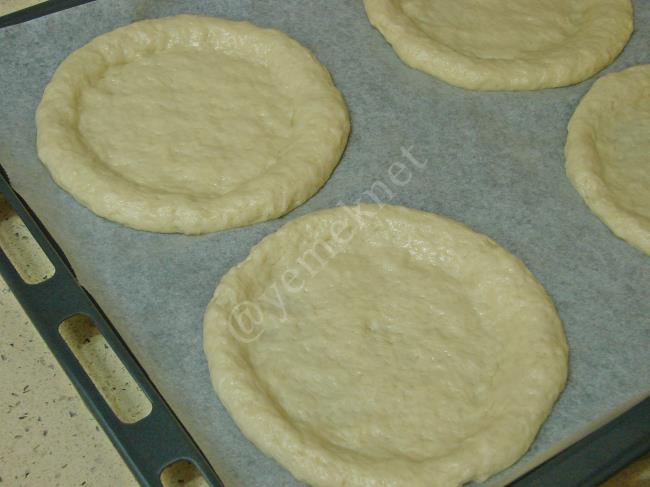 Tahinli Pide - Yapılışı (10/16) 