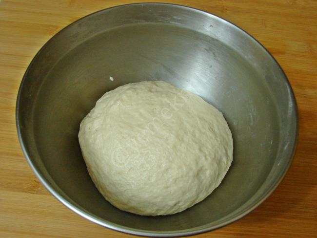 Tahinli Pide - Yapılışı (6/16) 