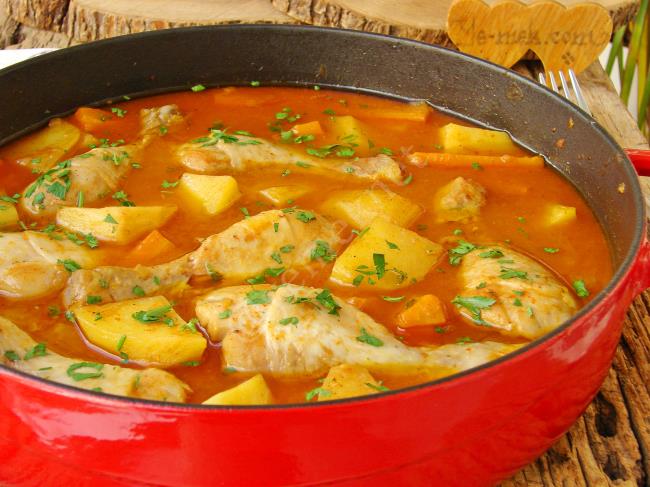 Tencerede Sulu Tavuk Yemegi Tarifi Nasil Yapilir Resimli Yemek Tarifleri Tencerede Sulu Tavuk Yemegi Tarifi Nasil Yapilir Resimli Yemek Tarifleri