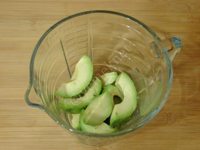 Avokado Çorbası - Yapılışı (3/8) 