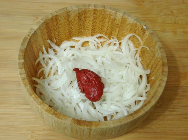 Bezirgan Salatası - Yapılışı (3/8) 