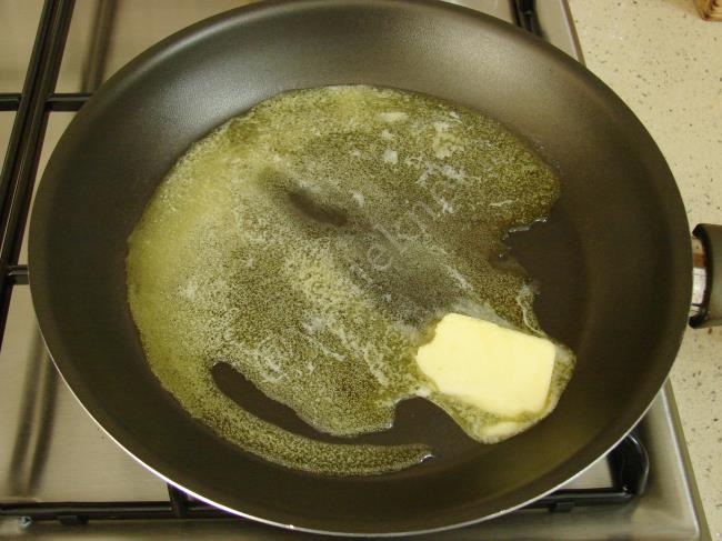 Ispanaklı Peynirli Omlet - Yapılışı (5/12) 