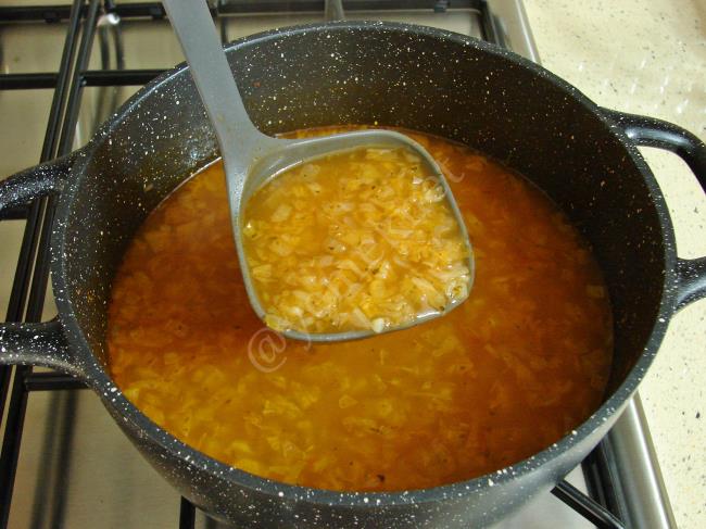 Lahana Çorbası - Yapılışı (10/12) 