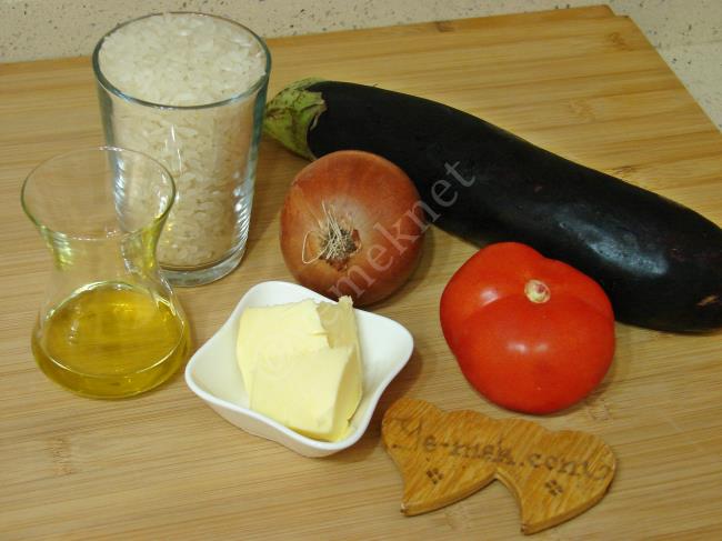 Patlıcanlı Pirinç Pilavı - Yapılışı (1/12) 