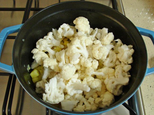 Sütlü Karnabahar Çorbası - Yapılışı (5/12) 