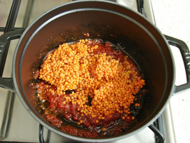 Erişteli Kırmızı Mercimek Çorbası - Yapılışı (4/12) 