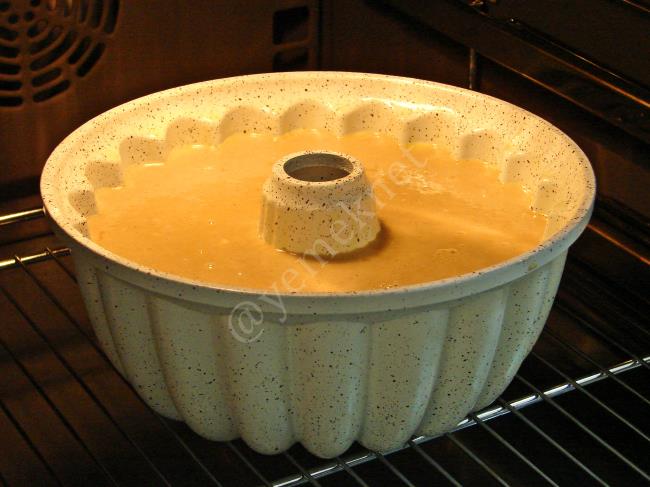 Havuçlu Çaylı Kek - Yapılışı (9/12) 