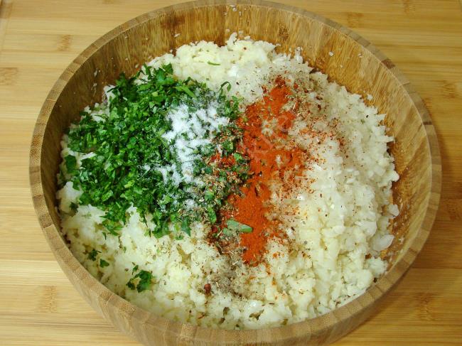 Kaşarlı Karnabahar Köftesi - Yapılışı (6/16) 