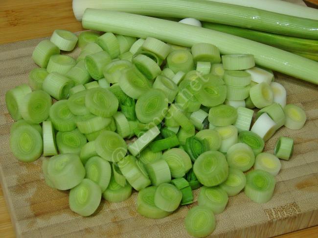 Pırasa Kavurması - Yapılışı (2/12) 