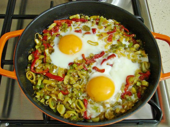 Pırasalı Yumurta - Yapılışı (8/12) 