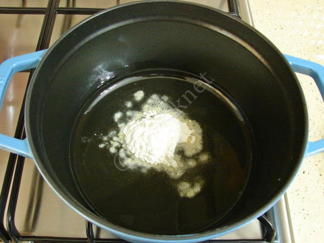 Salçalı Karnabahar Çorbası - Yapılışı (2/12) 