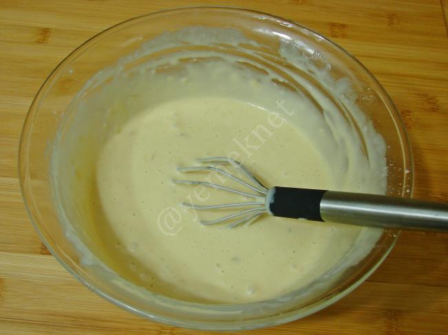 Damla Çikolatalı Pankek - Yapılışı (7/12) 