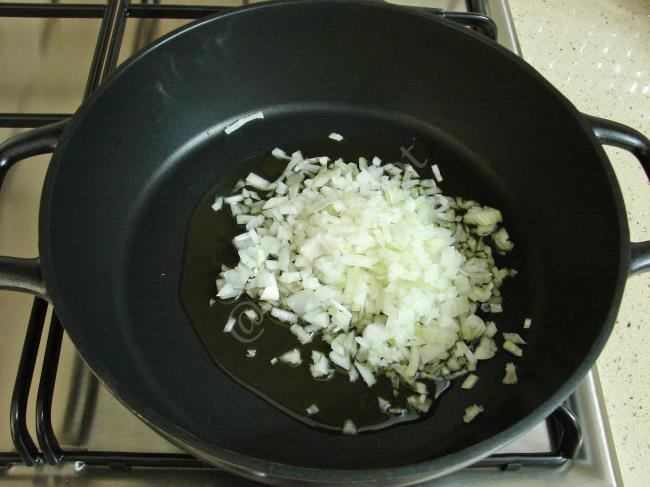 Nohutlu Pırasa Yemeği - Yapılışı (2/12) 