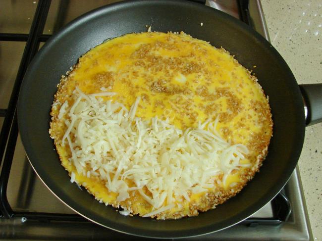Susamlı Omlet - Yapılışı (9/12) 