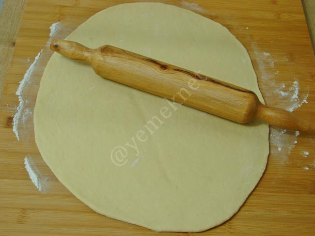 Yağ Çekmeyen Pişi - Yapılışı (6/12) 