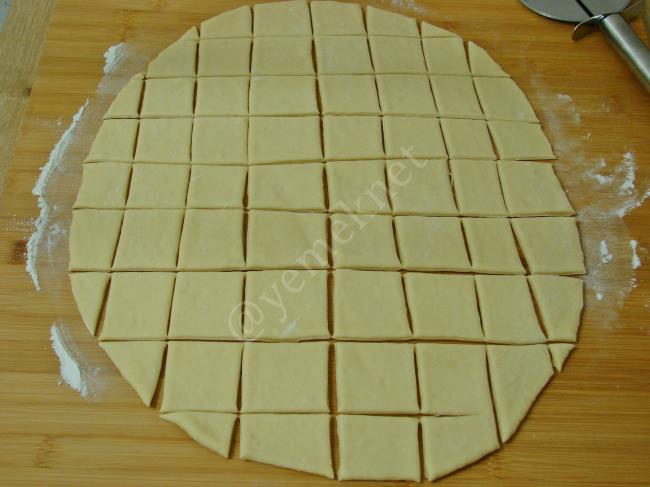 Yağ Çekmeyen Pişi - Yapılışı (7/12) 