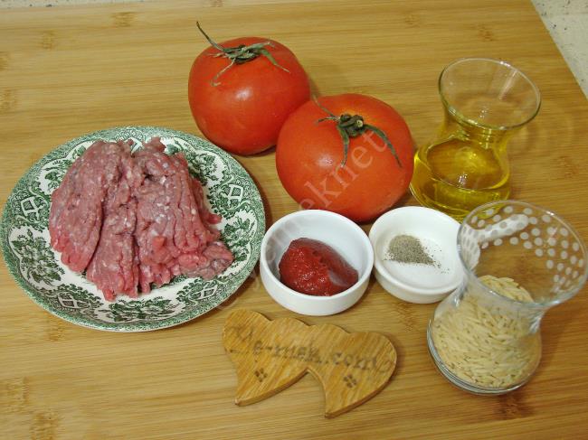 Köfteli Şehriye Çorbası - Yapılışı (1/16) 