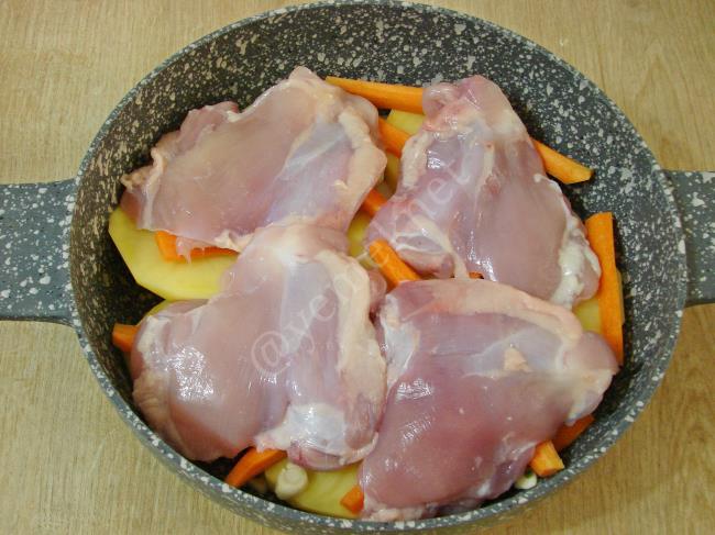 Tencerede Tavuk Pirzola Tarifi Nasil Yapilir Resimli Yemek Tarifleri Tencerede Tavuk Pirzola Tarifi Nasil Yapilir Resimli Yemek Tarifleri