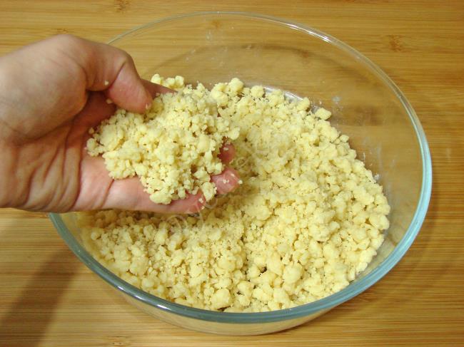Elmalı Crumble - Yapılışı (7/12) 