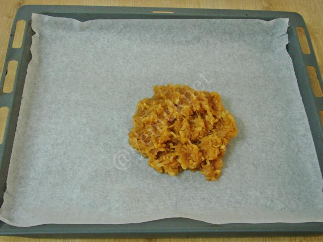 Elmalı Rulo Pasta - Yapılışı (6/24) 