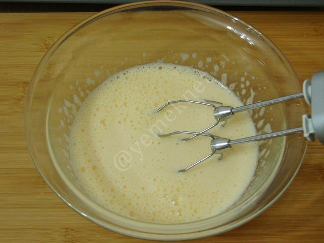 Elmalı Rulo Pasta - Yapılışı (9/24) 