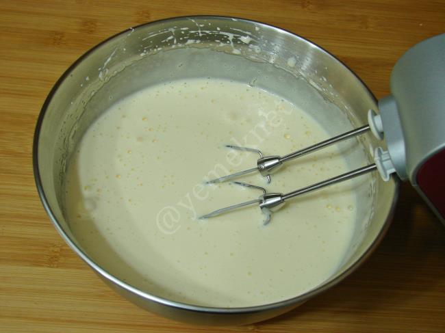 Havuçlu Pamuk Kek - Yapılışı (3/16) 