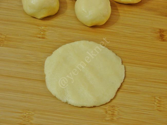 Mayasız Çiçek Poğaça - Yapılışı (6/16) 