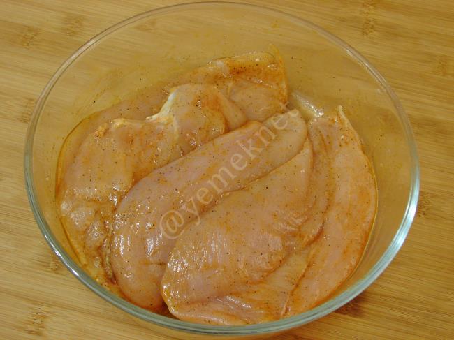 Sebzeli Soslu Tavuk Yemeği - Yapılışı (4/24) 