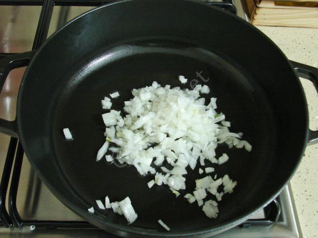 Tavuklu Erişte Pilavı - Yapılışı (4/16) 