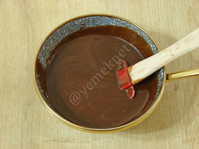 Çilekli Brownie - Yapılışı (5/16) 