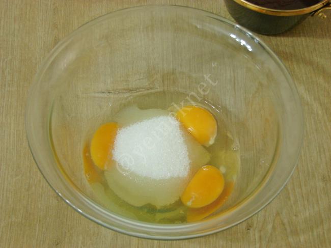 Çilekli Brownie - Yapılışı (6/16) 