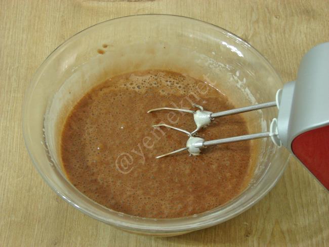 Çilekli Brownie - Yapılışı (9/16) 